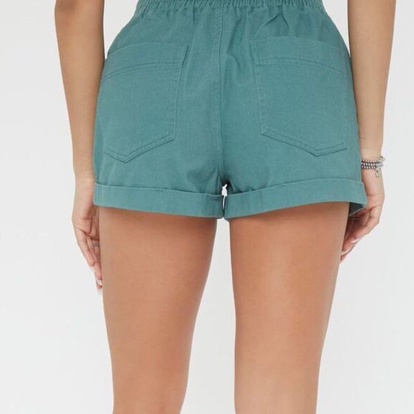 Twill High-Rise Cuffed Shorts - Picture 3 of 3